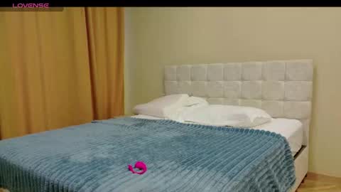 samantamoons1 online show from August 3, 3:35 am