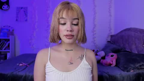 samantha_browwnn online show from August 4, 7:22 pm