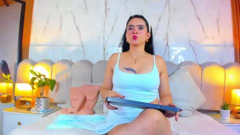 samantha_fiire online show from August 14, 12:31 pm