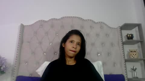 lizzy online show from August 6, 3:27 am