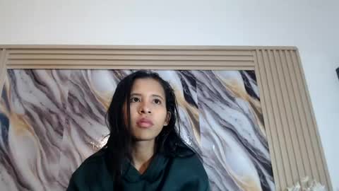 lizzy online show from August 11, 4:58 am
