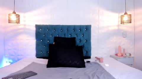 samantha_foxyy online show from August 12, 3:03 pm