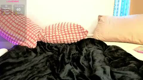 Samantha Ros online show from August 7, 3:01 pm
