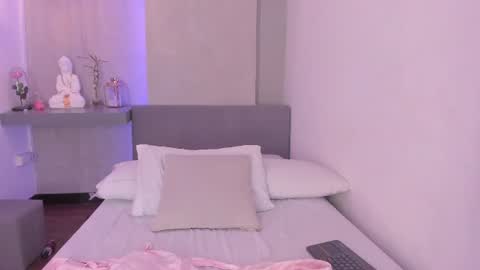 Samantha online show from August 14, 4:10 pm