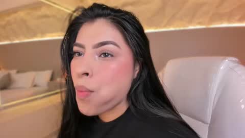 samanthaa  online show from August 13, 11:46 am