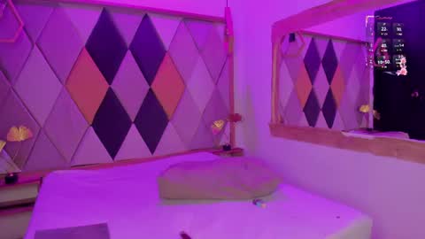 samanthaferrer online show from August 15, 3:38 pm