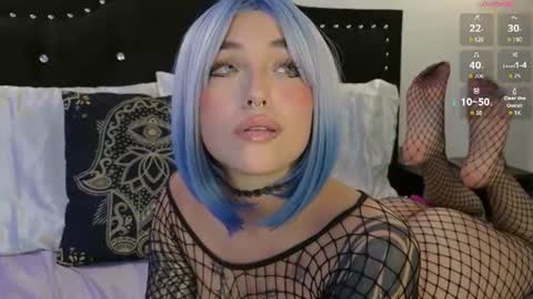 IGSamanthaGrant 10 online show from July 28, 9:32 pm