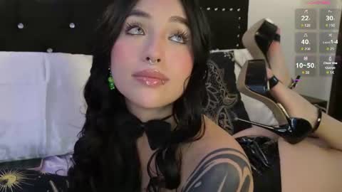 IGSamanthaGrant 10 online show from August 4, 8:06 pm