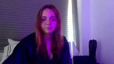 samanthahez online show from August 12, 8:33 pm