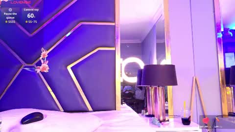 Samantha online show from August 16, 4:05 am