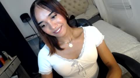 samarah_69 online show from August 11, 3:36 pm