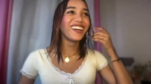 samarah_69 online show from August 12, 3:20 am
