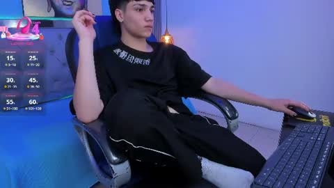 Sam online show from July 27, 4:56 pm