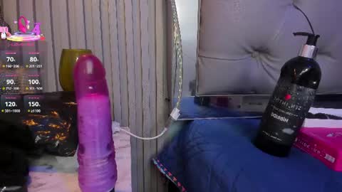 Sam online show from July 31, 6:24 pm