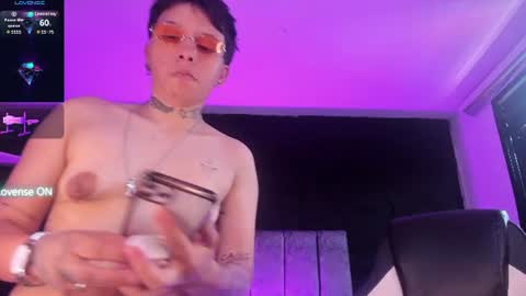 Sam online show from August 8, 3:56 pm