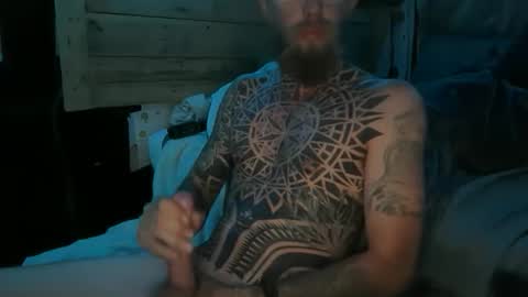 samboldt708 online show from May 28, 1:47 pm