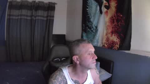 samc_471978 online show from June 22, 9:15 pm