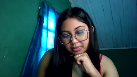 samiah768293 online show from June 17, 11:20 am