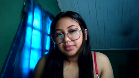 samiah768293 online show from June 17, 1:32 pm