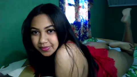 samiah768293 online show from June 19, 5:29 am
