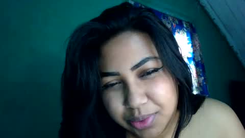 samiah768293 online show from June 25, 8:17 am