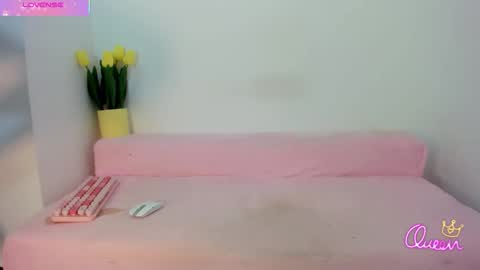 SAMIRA...  independent models  online show from May 20, 11:39 pm