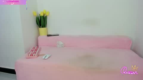 SAMIRA...  independent models  online show from May 21, 12:45 am
