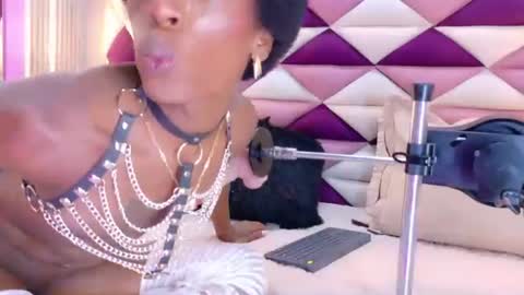 samirths_boy_ online show from August 13, 12:35 am