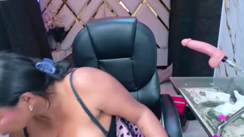 Luisa online show from August 12, 5:26 pm