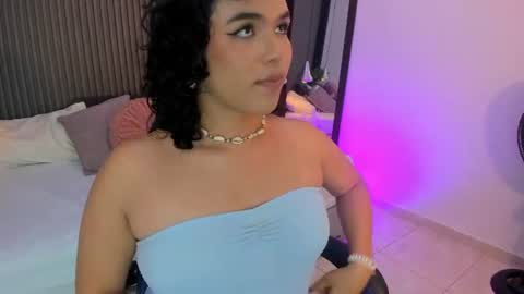 Axel online show from August 14, 12:58 am