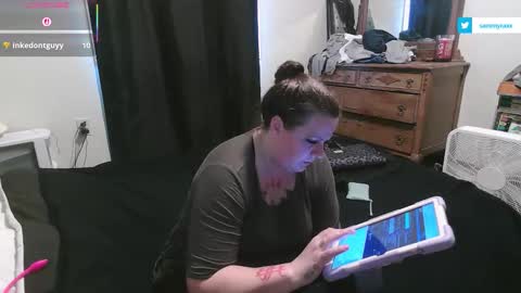 sammyraxx online show from March 3, 8:06 pm