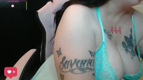sammyraxx online show from August 3, 6:26 pm