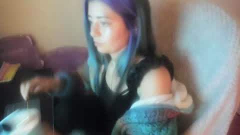   online show from August 12, 11:18 pm