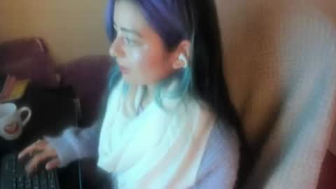   online show from August 15, 5:33 am