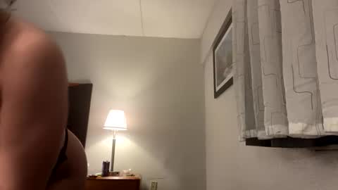sammysausage2 online show from March 9, 8:54 am