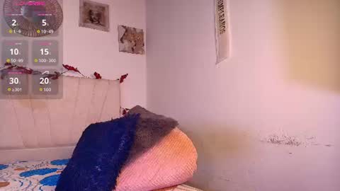 sammywish  online show from August 4, 4:53 am