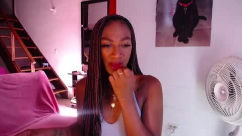Samy doll online show from June 27, 7:27 pm