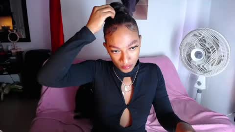 Samy doll online show from July 12, 4:57 pm