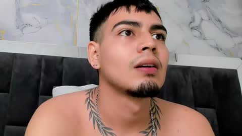 samu_leniz online show from August 13, 12:02 am