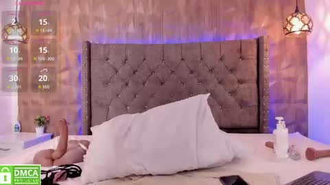 samy_blaze online show from August 12, 4:31 pm