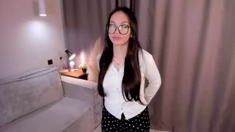 Ariella online show from August 11, 12:29 pm