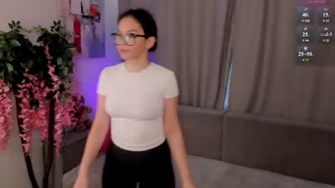 Ariella online show from August 17, 12:54 pm