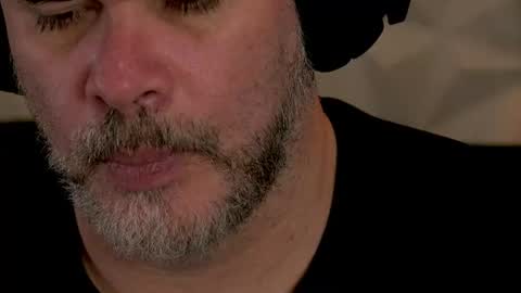 Sanders online show from August 1, 7:31 pm