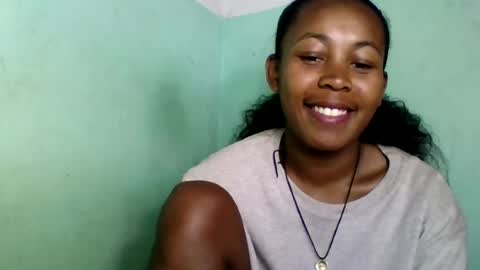 sandra1253099 online show from August 10, 8:27 am