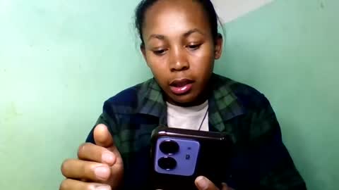 sandra1253099 online show from August 10, 4:19 pm