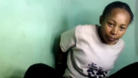 sandra1253099 online show from August 11, 7:21 am