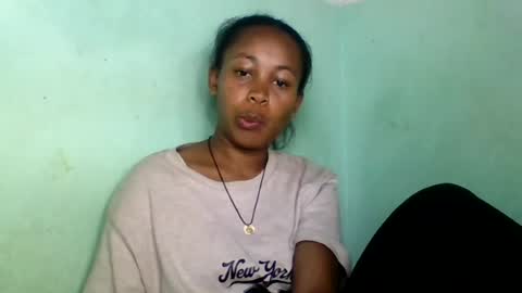 sandra1253099 online show from August 11, 10:39 am
