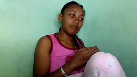 sandra1253099 online show from August 15, 9:46 am