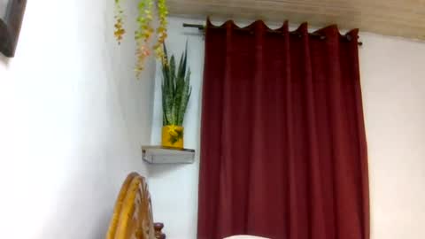 sandra online show from August 4, 10:56 am