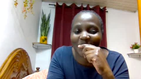 sandra online show from August 4, 6:05 pm